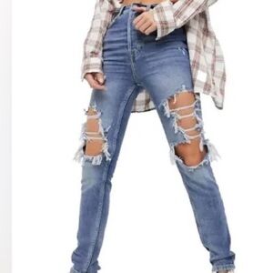 Free People New without tag Distressed Blue Jeans for Women size 31